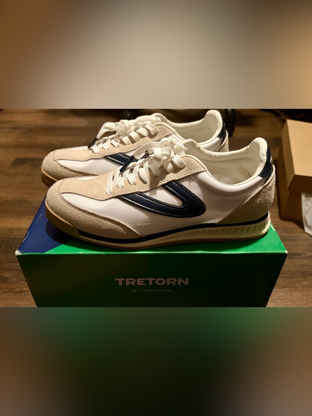 🆕Tretorn Women's White and Navy Kristine Sneakers